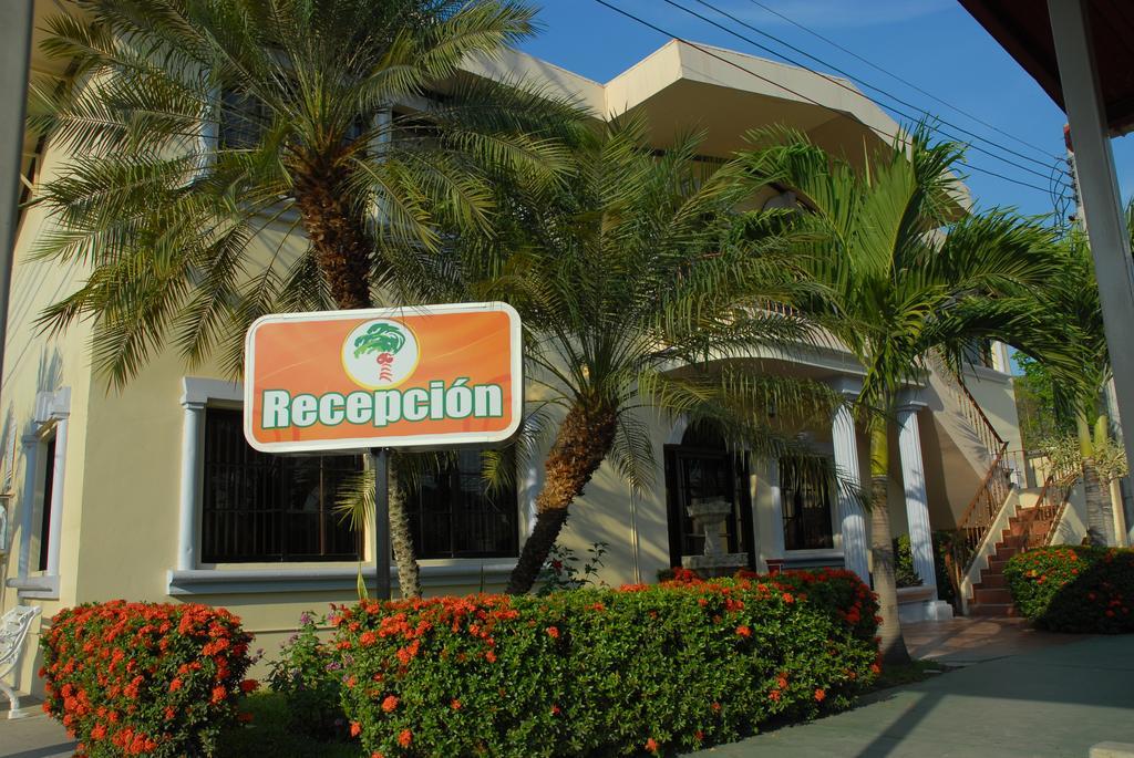 Apart Hotel Villa Nuria San Pedro Sula Exterior foto