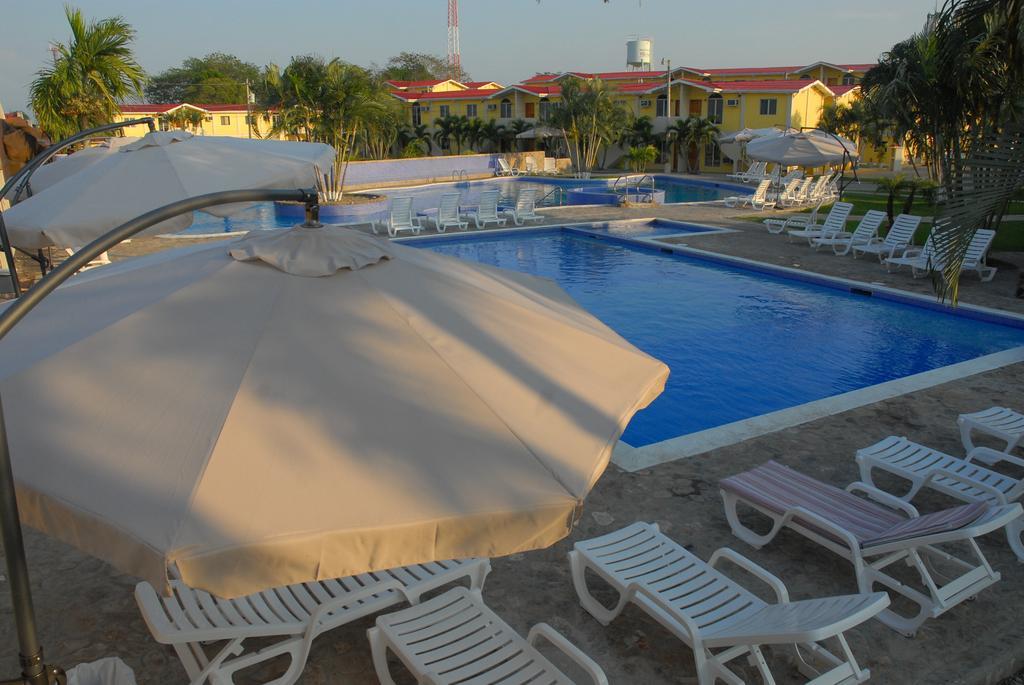 Apart Hotel Villa Nuria San Pedro Sula Exterior foto